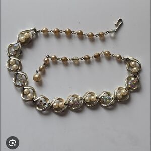 Coro Elegant Pearl and Silver Women's Necklace